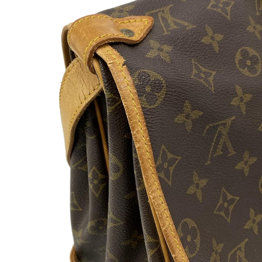 Louis Vuitton Saumur 35 Monogram Shoulder Bag M42254 - Picture 15 of 15